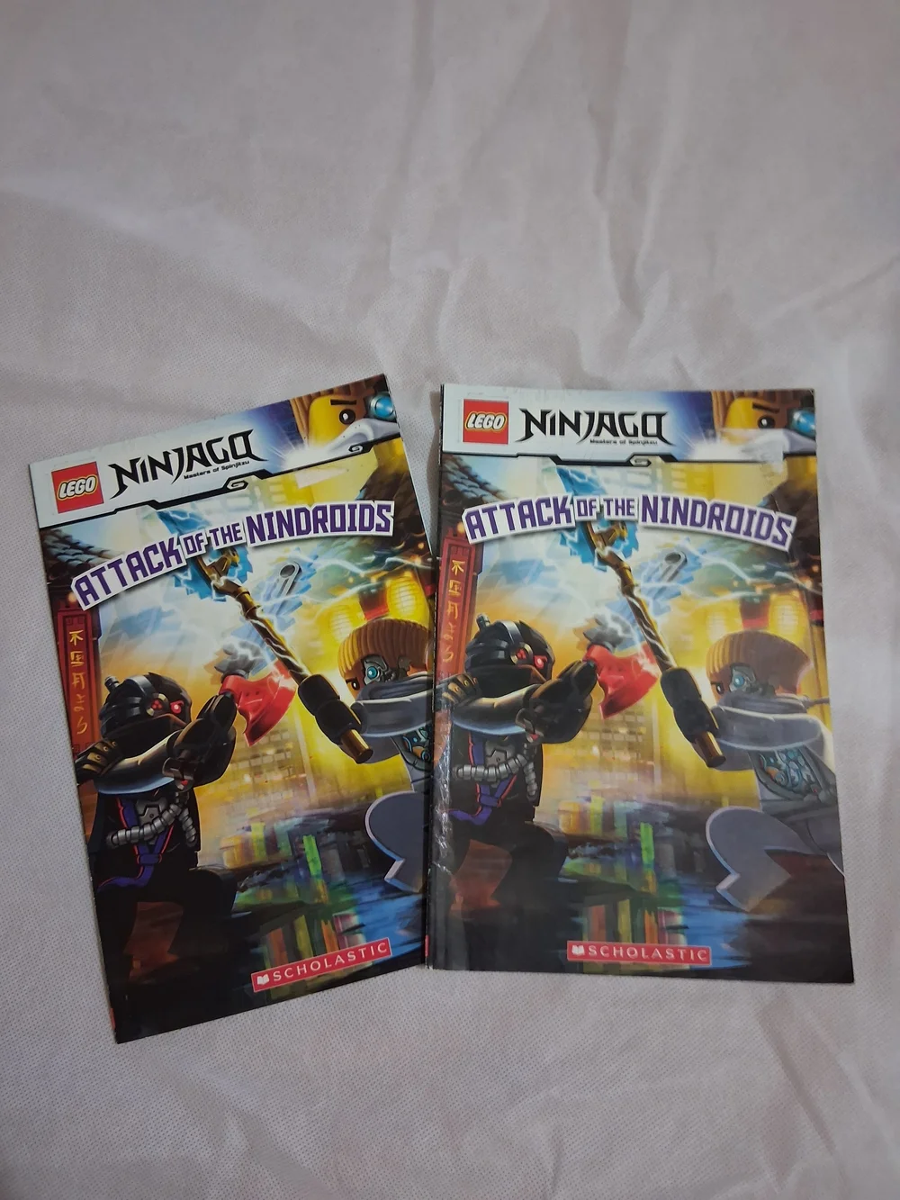 Lego Ninjago Attack of the Nindroids - Yellow, Black & Blue Cover
